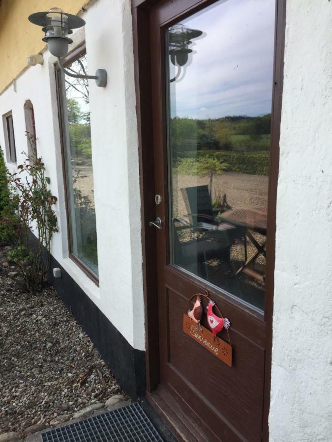 Anesminde Give Exterior foto